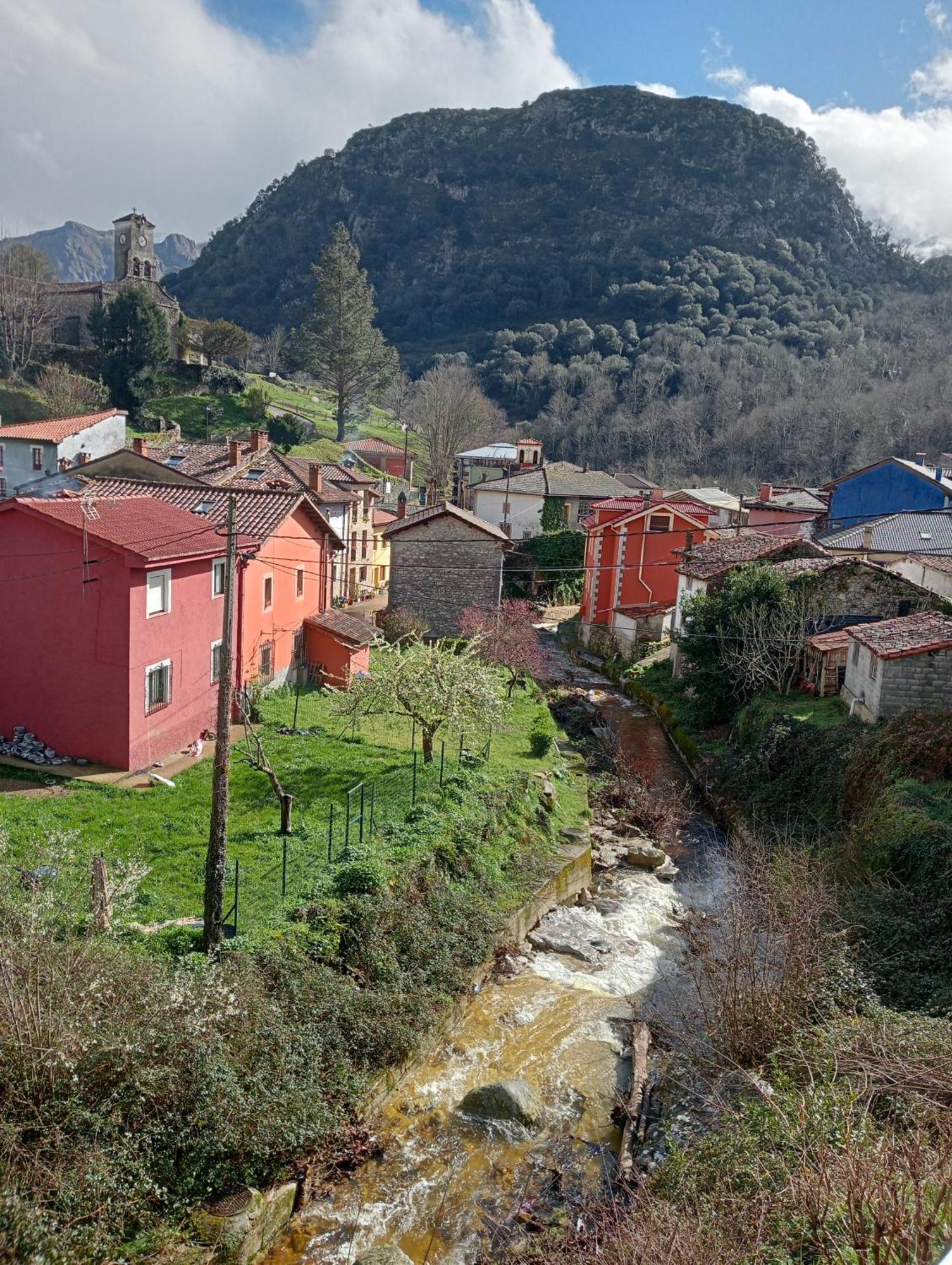 Ferienwohnung Cabrales Sol Carrena de Cabrales Exterior foto